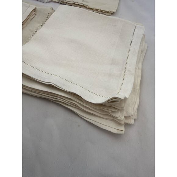 8 sets of Napkins white cream crochet linen embroidered - Picture 16 of 16